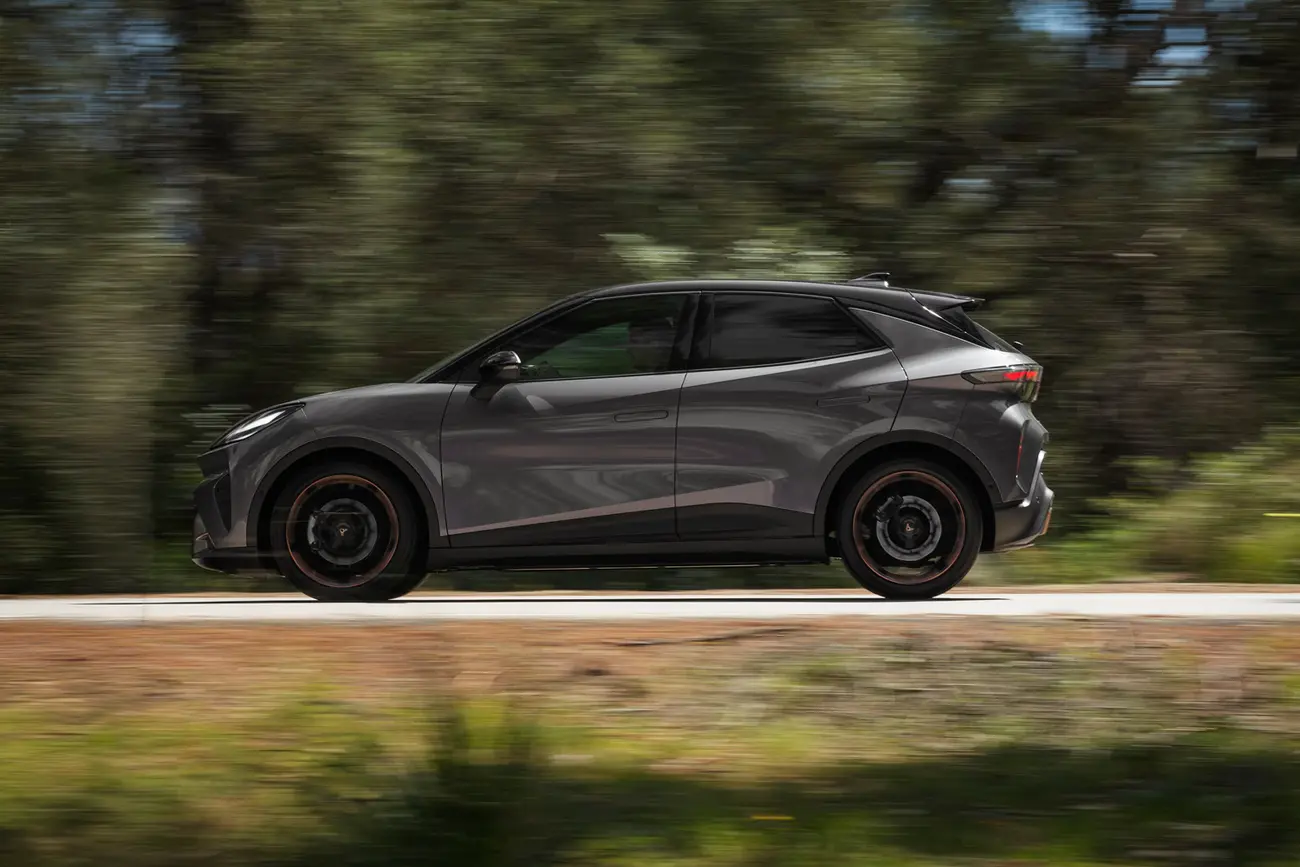 Cupra Raval VZ side profile showing 19-inch wheels and lowered stance