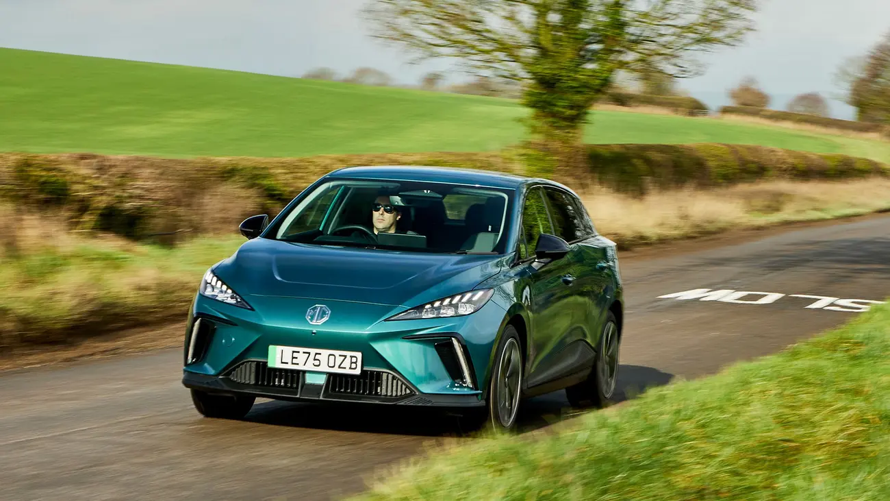 MG4 EV, o elétrico mais vendido da marca na Europa, em andamento