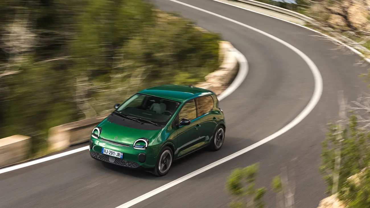 Novo Renault Twingo E-Tech elétrico, que partilha a plataforma AmpR Small com o futuro Dacia Spring