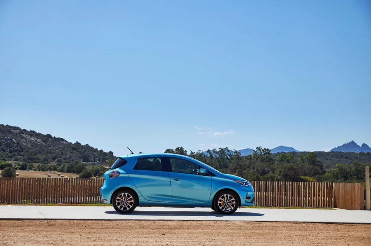 Renault Zoe in side profile, parked on a street