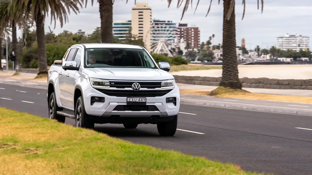 Current Volkswagen Amarok on the road, the generation preceding the electric version