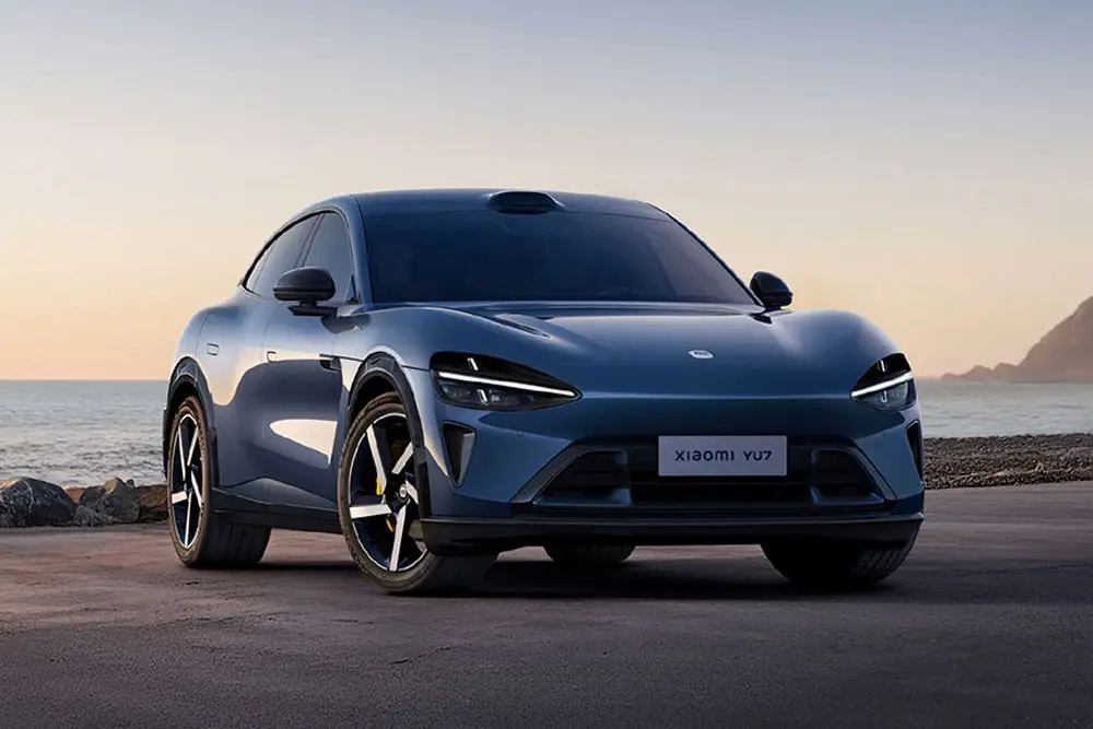 Xiaomi YU7, the 4.99-metre electric SUV, seen from the front three-quarter angle